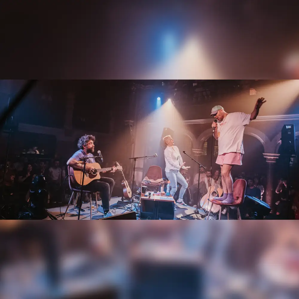 Rotterdam | Büyük Ev Ablukada Akustik